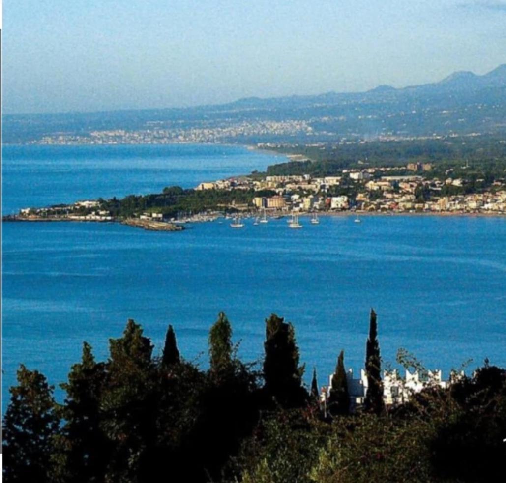 Appartement La Dimora Di Rosa à Giardini-Naxos Extérieur photo